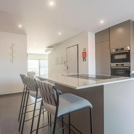 Апартаменты T2 Tin Tin Назаре