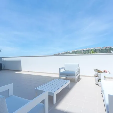 דירה T2 Tin Tin *